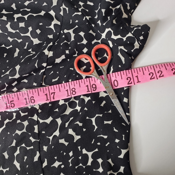 Ann Taylor Petites Genuine Wrap Blouse puffy cap sleeves grosgrain ribbon tie ♡ - Picture 9 of 10